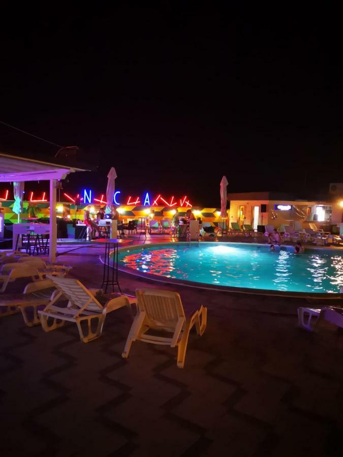 Hotel Euforia Lounge Шабац Экстерьер фото